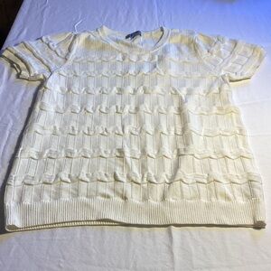 Elegant White Crew Neck Sweater